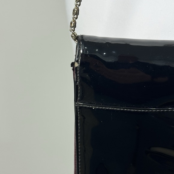 Vintage Black Patent Finish Vinyl Envelope Clutch Handbag Chain Strap - Picture 16 of 16